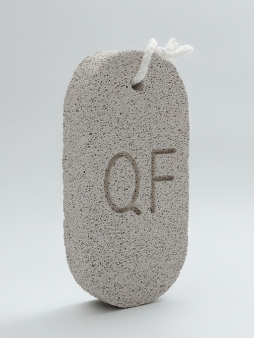 Пемза для педикюра, с подвесом, 12.5×6 см, в коробке, серая