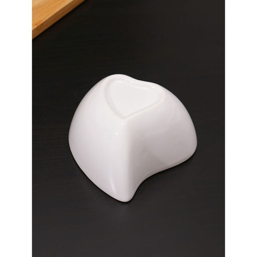 Соусники BellaTenero Сердце, 125 мл, на бамбуковой подставке, набор 3 шт., керамика, белые