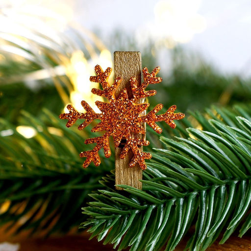 Цена за 2 шт. Прищепки декоративные новогодние Снежинки золотые, 6 шт.