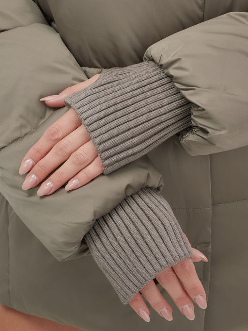 Куртка зимняя женская с мехом и капюшоном тренд коричневого цвета 7658K - Visdeer фото 5