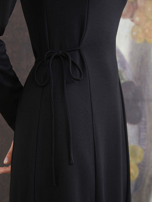 G?mlek Yaka Ba?lama Detayl? Elbise