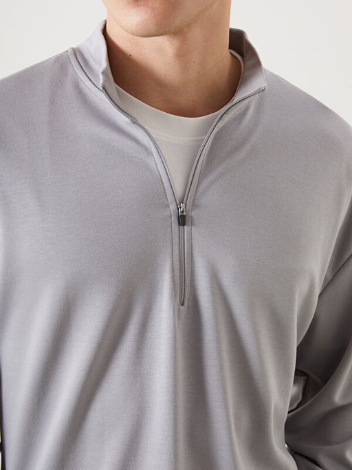 Dik Yaka Erkek Sweatshirt