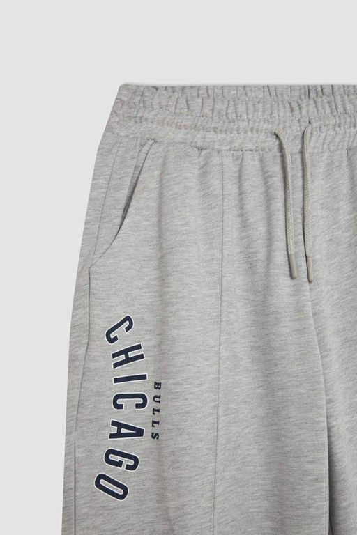 DeFactoFit Джоггеры NBA Chicago Bulls с двойными карманами и эластичной резинкой на талии Спортивные штаны стандартного размера  фото 10