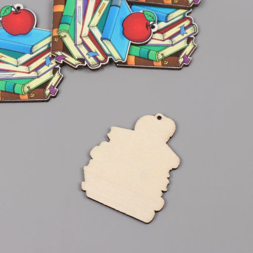 Декор для творчества дерево «Стопка книг с яблоком», набор 5 шт., 4.5×4×0.3 см