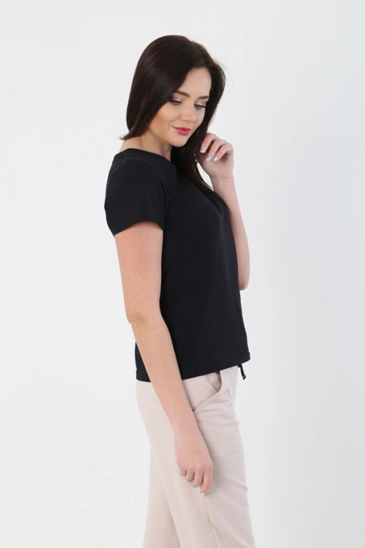 Футболка женская, цвет черный
