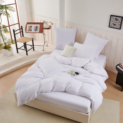 КПБ Candies Бархат Сатин с простыней на резинке по кругу CANBSR01 Семейный