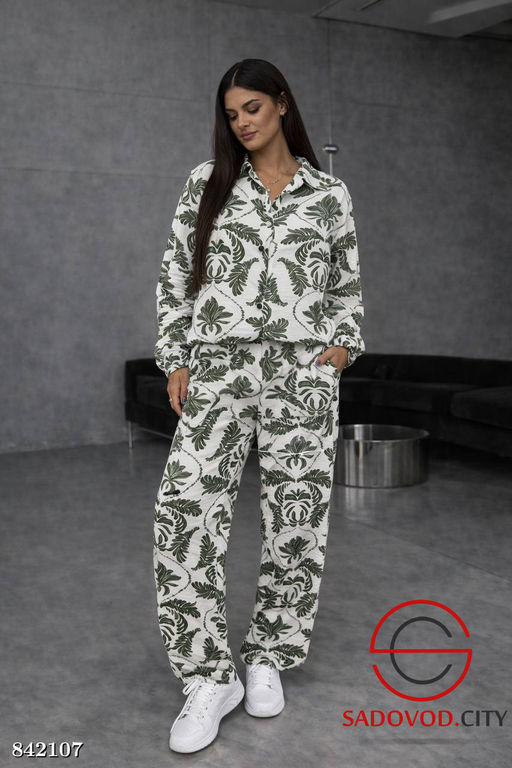 Летний женский костюм двойка