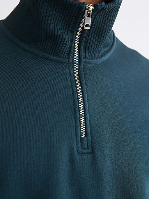 Dik Yaka Erkek Sweatshirt