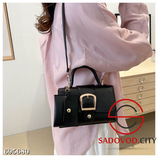 Женская мини сумка с ремешком