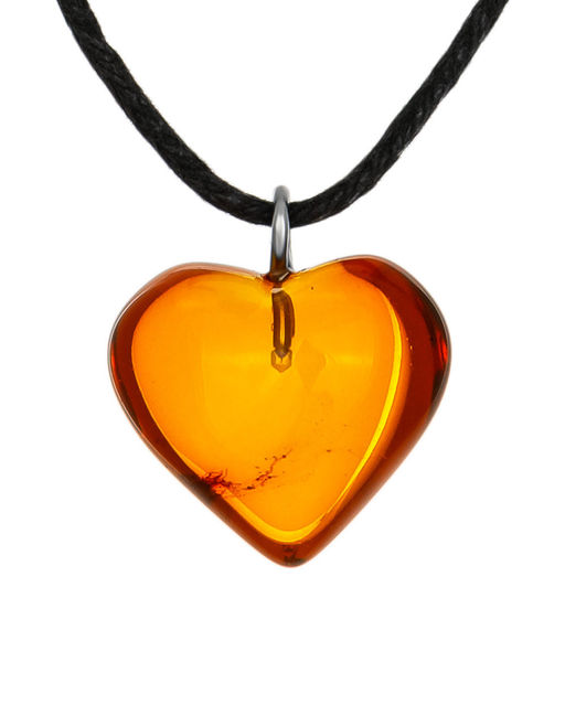 Маленькая подвеска из натурального коньячного янтаря Сердце