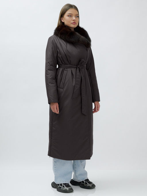 Пальто зимнее женское с мехом песец люкс класса темно-коричневого цвета 5071TK - Mtforce фото 4