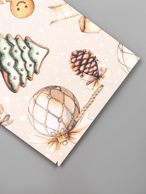 Цена за 2 шт. Пакет подарочный новогодний ламинированный, «Дед Мороз в лесу», 18×10×22.3 см