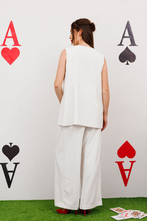 Жилет NIKVA н543-1 молоко  фото 4