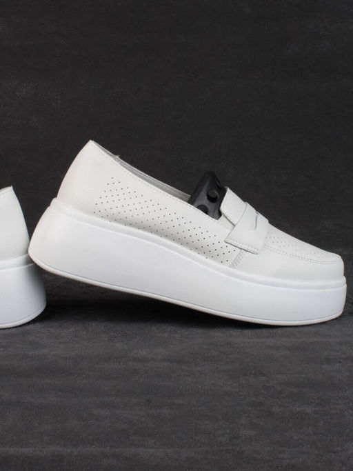 03-SD13-1D WHITE Полуботинки женские (натуральная кожа)