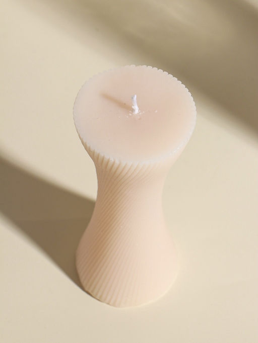 Свеча интерьерная "Талия" нежно-розовая 5,8х5,8х13,2 см