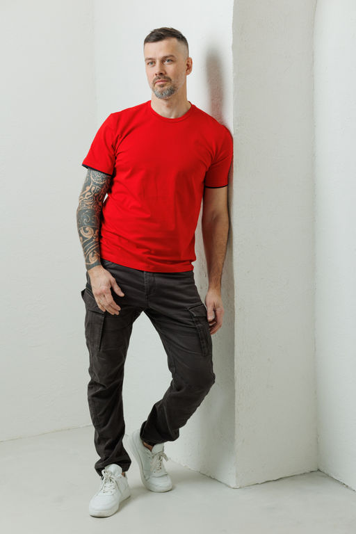 92% хлопок, 8% лайкра спортивная футболка