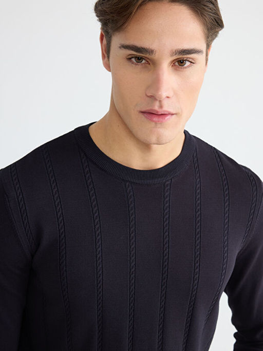 Standart Kal?p Triko Erkek Dokulu Kazak