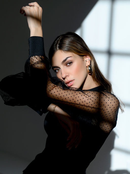 Платье-футляр черное с пышными рукавами из фатина - 1001dress фото 4