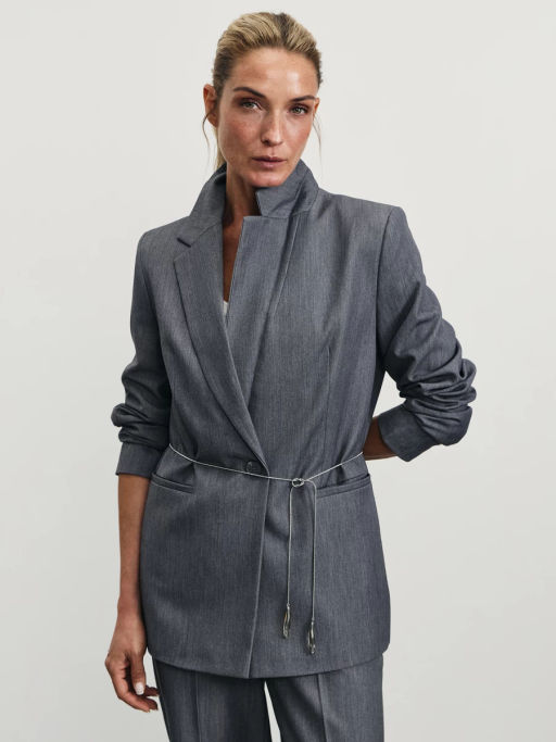 Приталенный однобортный жакет / Zarina