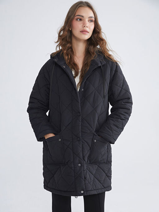 Kap??onlu Kapitone Oversize Kad?n ?i?me Mont