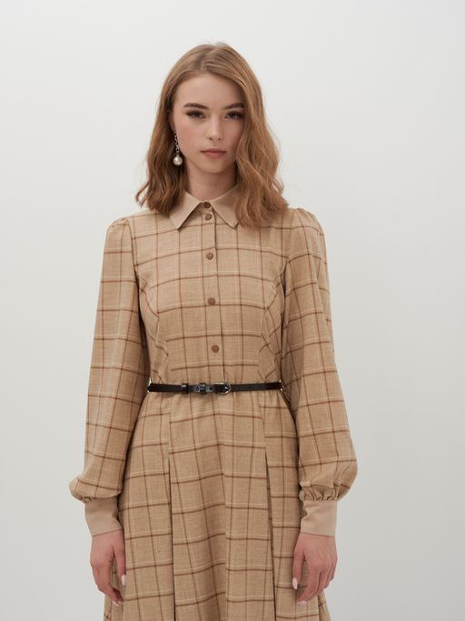 Платье с контрастным воротником и поясом