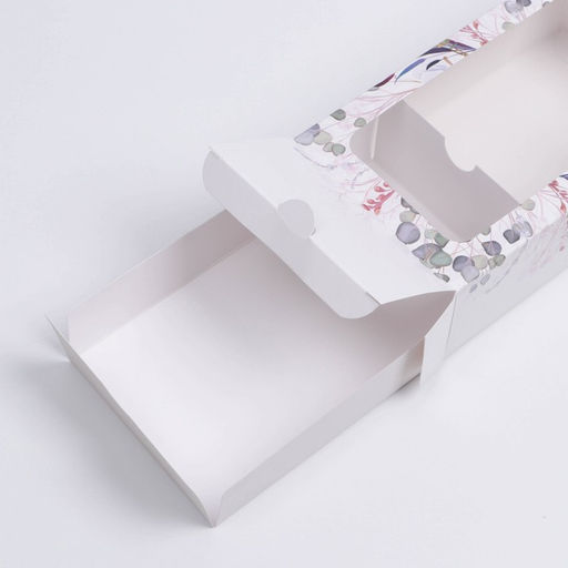 Цена за 5 шт. Коробка для макарун, кондитерская упаковка, «Венок» 18 х 10.5 х 5.5 см