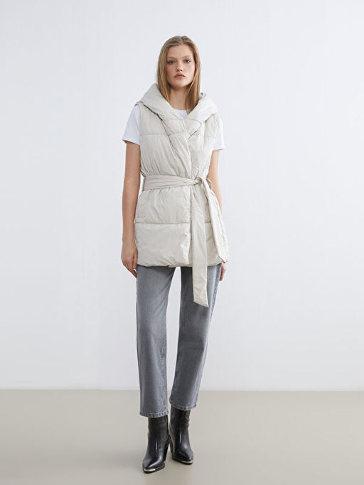 Kap??onlu Beli Ku?akl? Kad?n ?i?me Yelek