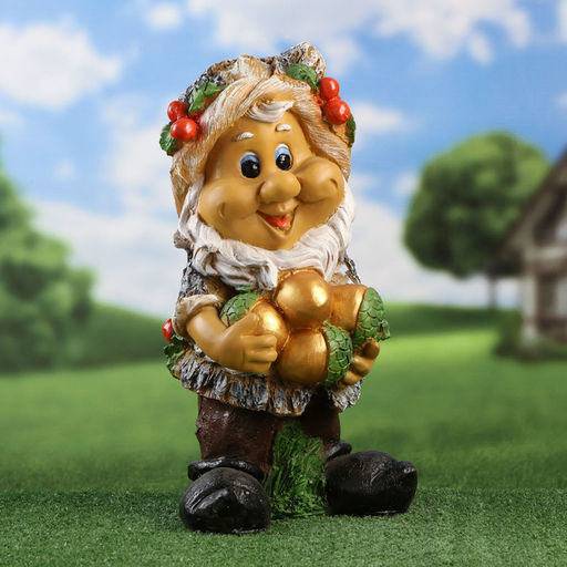 Садовая фигура из полистоуна «Гном с жёлудями», 47×26 см