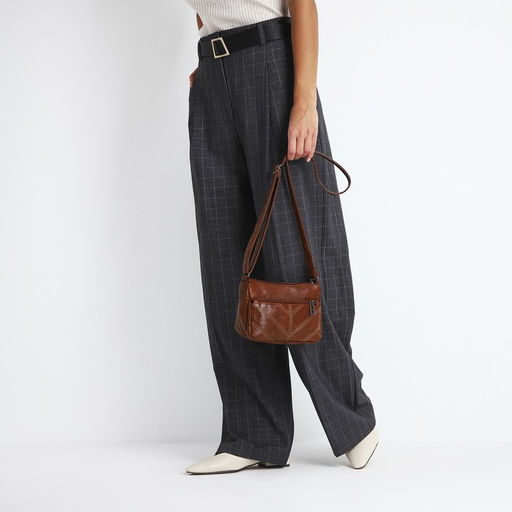 Сумка женская кросс-боди на молнии, 19×9×14 см, со стёжкой, коричневая