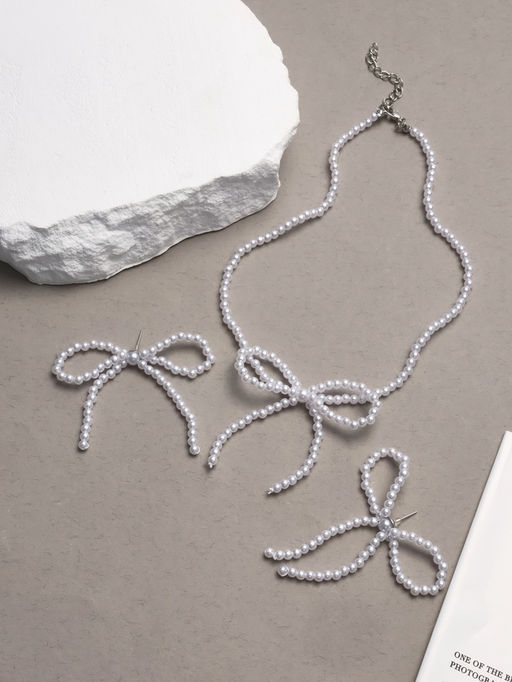 Набор 2 предмета: серьги, колье Жемчуг бантик, белый в серебре, 35 см
