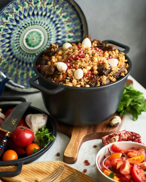 Казан с крышкой-сковородой, литой, 7л