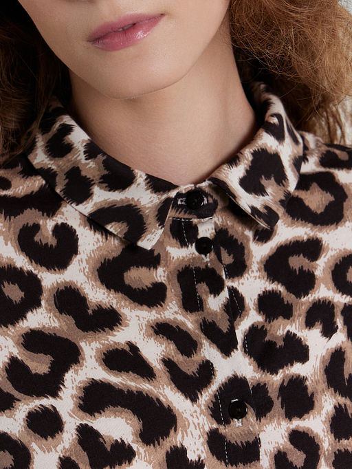 Комплект женский (блузка, брюки) с леопардовым принтом - Mark formelle фото 6