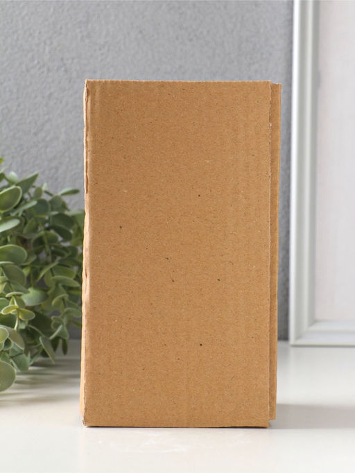 Сувенир керамика "Девочка-ангел с хвостиками, с бабочкой на руке" 9,6х6,8х18,3 см