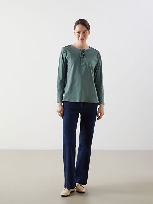 Ba?lamal? Yaka Nak??l? Kad?n Bluz