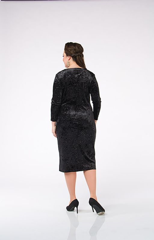 Гламурное платье из черного бархата