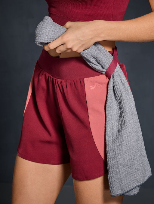 Женские функциональные шорты CRIVIT фото 6