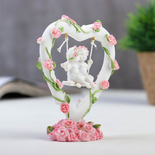Фигурка «2 ангелочка на качелях в сердце», в венке из роз, 11×10×4 см