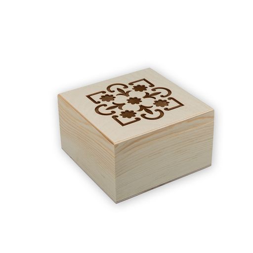 Заготовка для декорирования Mr. Carving ВД-468 Шкатулка с резной крышкой сосна 16 х 16 х 9 см