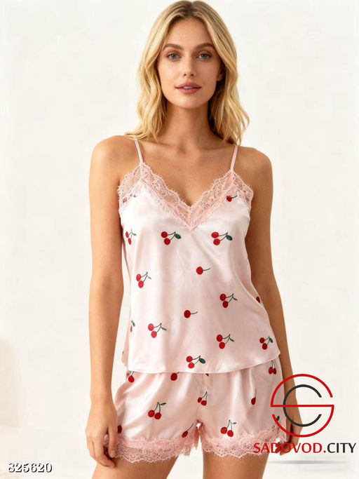 Пижама с шортами домашняя