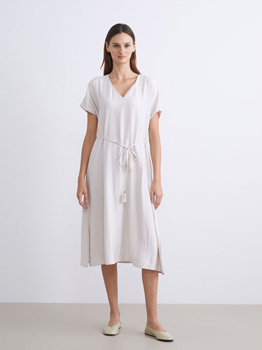 V Yaka Dokulu Elbise