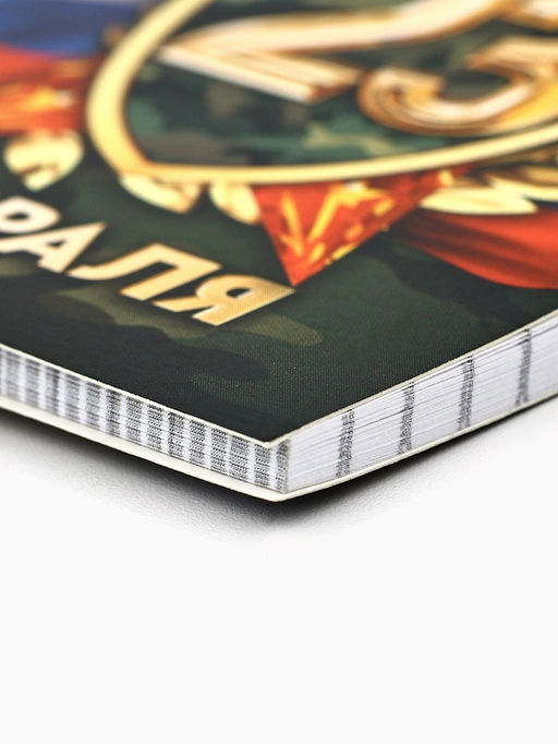 Цена за 4 шт. Блокнот А7, 32 л. в мягкой обложке, на гребне «С 23 февраля»