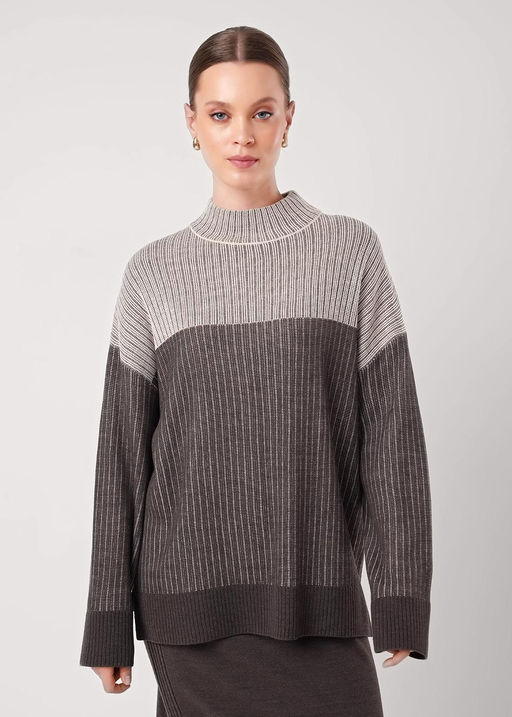 154597/192ак Джемпер жен. (ЧЗ)