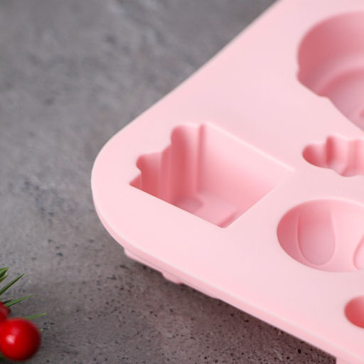 Форма для выпечки Доляна Новый год, 17.5?12?2.5 см, 9 ячеек, силикон, розовая