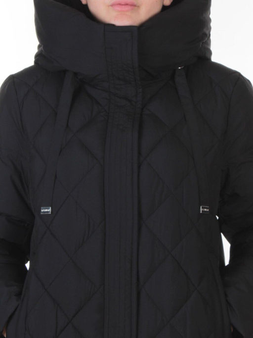 8353 BLACK Пальто зимнее женское (200 гр. холлофайбер)
