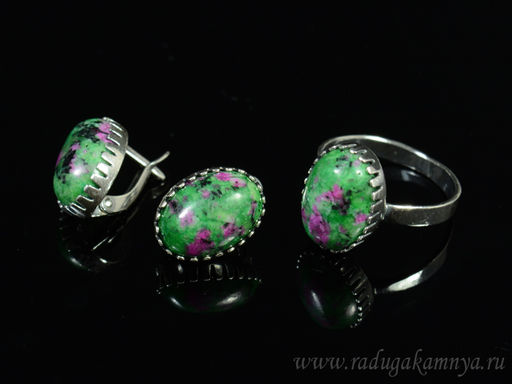 Кольцо Серьги с цоизитом размер 18