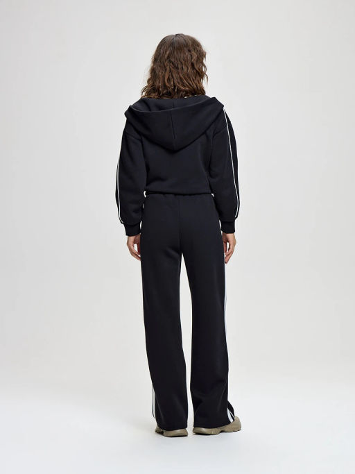 Трикотажные брюки