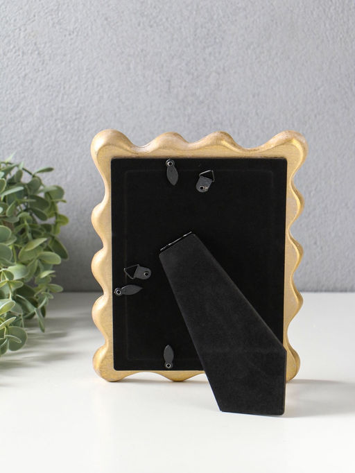 Фоторамка полистоун 10х15 см "Орнамент волна" белая с золотом 15,9х2,2х20,9 см