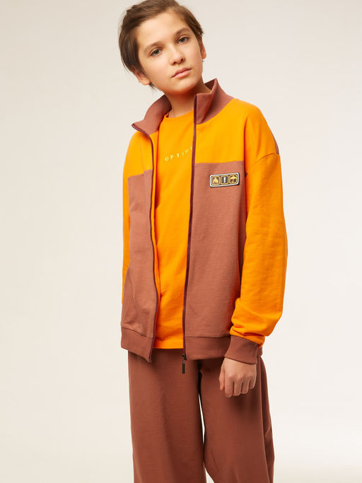 Костюм спортивный