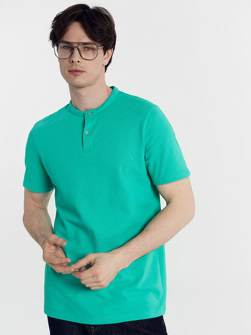 Поло мужское в изумрудно-зеленом цвете