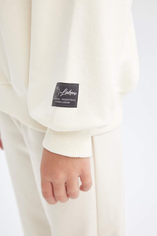 Толстовка оверсайз с круглым вырезом NBA Los Angeles Lakers для девочек - Defacto фото 6